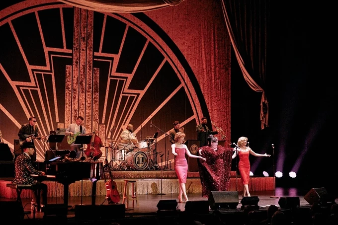 Scott Bradlee's Postmodern Jukebox