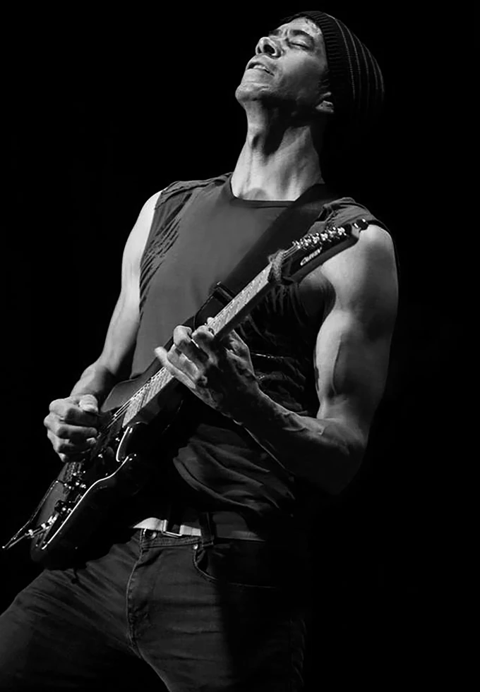 Greg Howe