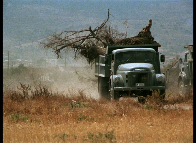 Μέγαρα ντοκιμαντέρ