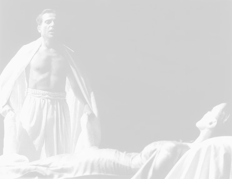 Ο Μηνάς Χατζησάββας ως Ιππόλυτος και η Μπέττυ Αρβανίτη ως Φαίδρα στην παράσταση του &quot;Ιππόλυτου&quot; του Ευριπίδη στην Επίδαυρο σε σκηνοθεσία Γιάννη Χουβαρδά (Εθνικό Θεάτρο, 1989)