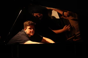 "Εxpanded Piano IΙ": Ο Σταύρος Γασπαράτος έρχεται στην Εναλλακτική Σκηνή της ΕΛΣ - εικόνα 3