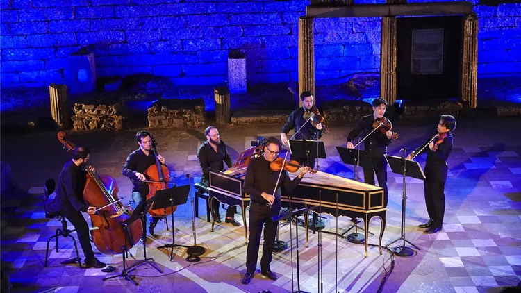 Συναυλία Λεωνίδα Καβάκου/ Apollωn Ensemble στην Αρχαία Μεσσήνη από το Μέγαρο Μουσικής