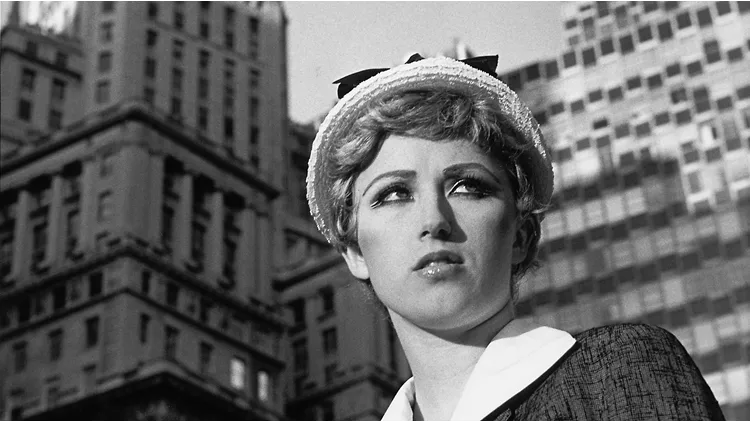 Cindy Sherman at Cycladic Πρώιμα έργα