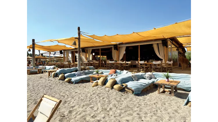 Alopigia Beach Bar