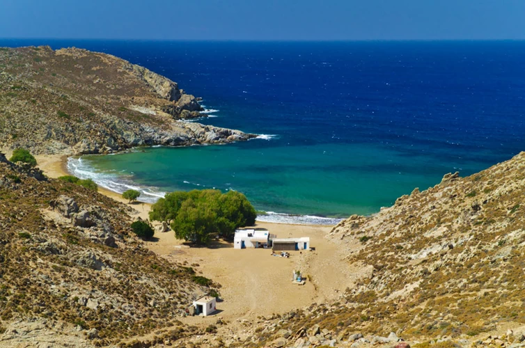 artme Στις 10 «μυστικές» παραλίες της Ευρώπης πρωταγωνιστούν και 2 ελληνικές!