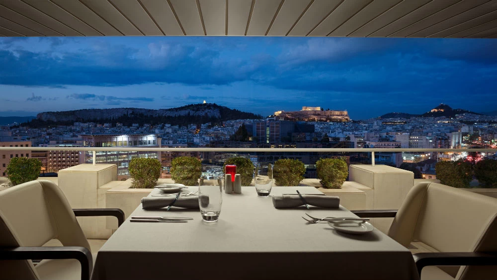 Εξαιρετική θέα και γεύσεις στα rooftops της Αθήνας - εικόνα 2