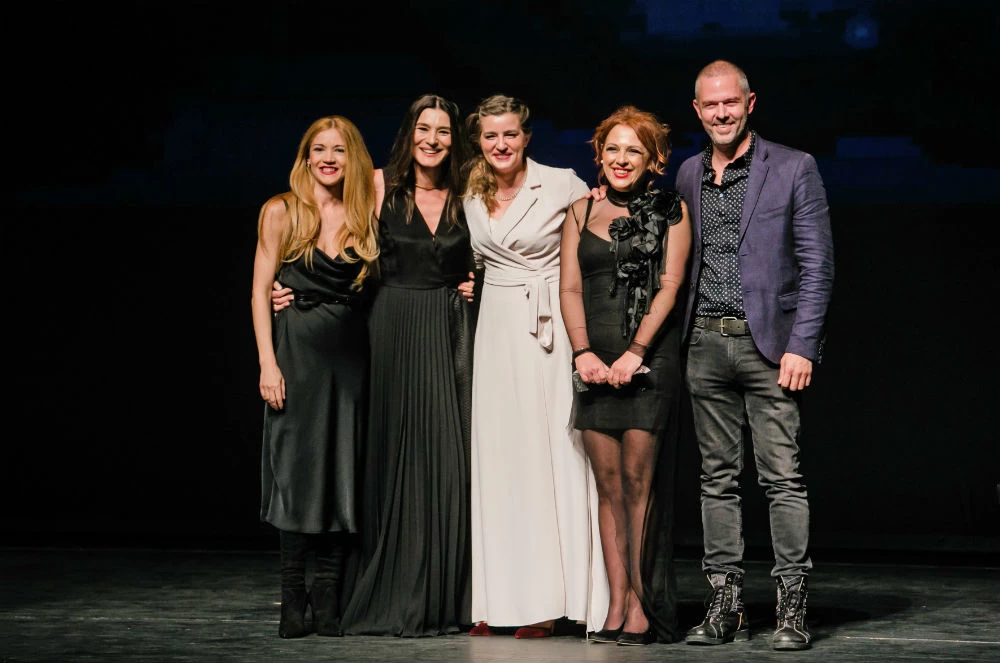 Θεατρικά Βραβεία Κοινού από το αθηνόραμα 2019: Τα highlights της απονομής - εικόνα 3
